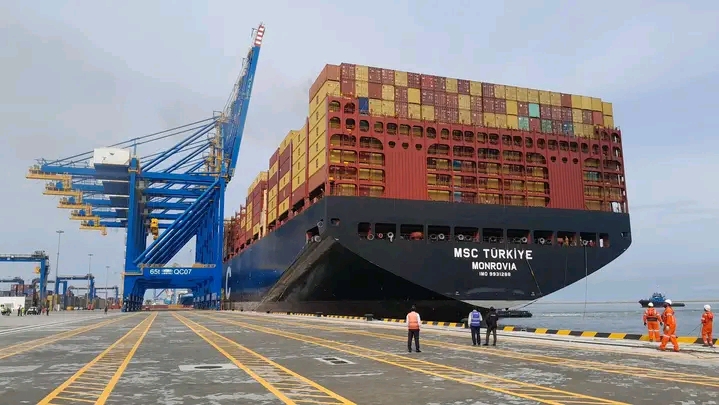 Une prouesse historique au Port de Kribi : l’ accostage du MSC Türkiye marque une nouvelle ère maritime au cameroun